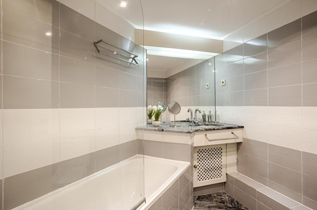 Green Executive Apartment In The Heart Of Lisbon Bagian luar foto
